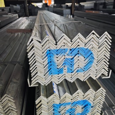 镀锌角钢等边角铁-5号50*50*2.65mm-镀锌角钢50*50*5理论重量-镀锌带角钢-热镀锌角钢规格图4